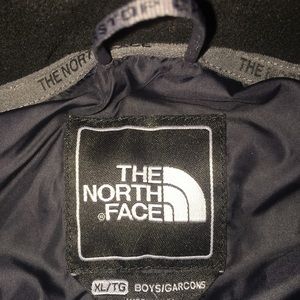 North face boys HyVent jacket