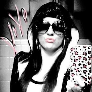 Meet your Posher, Mallory