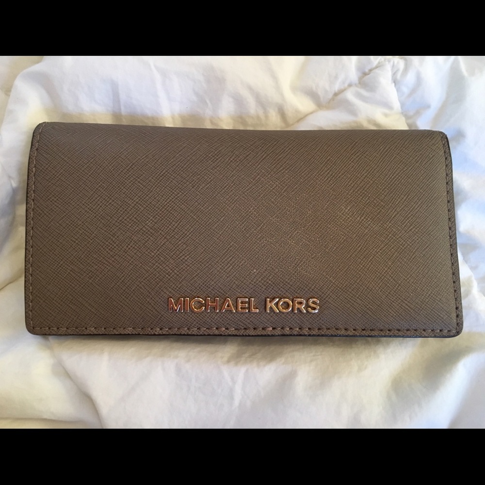 MICHAEL KORS WALLET