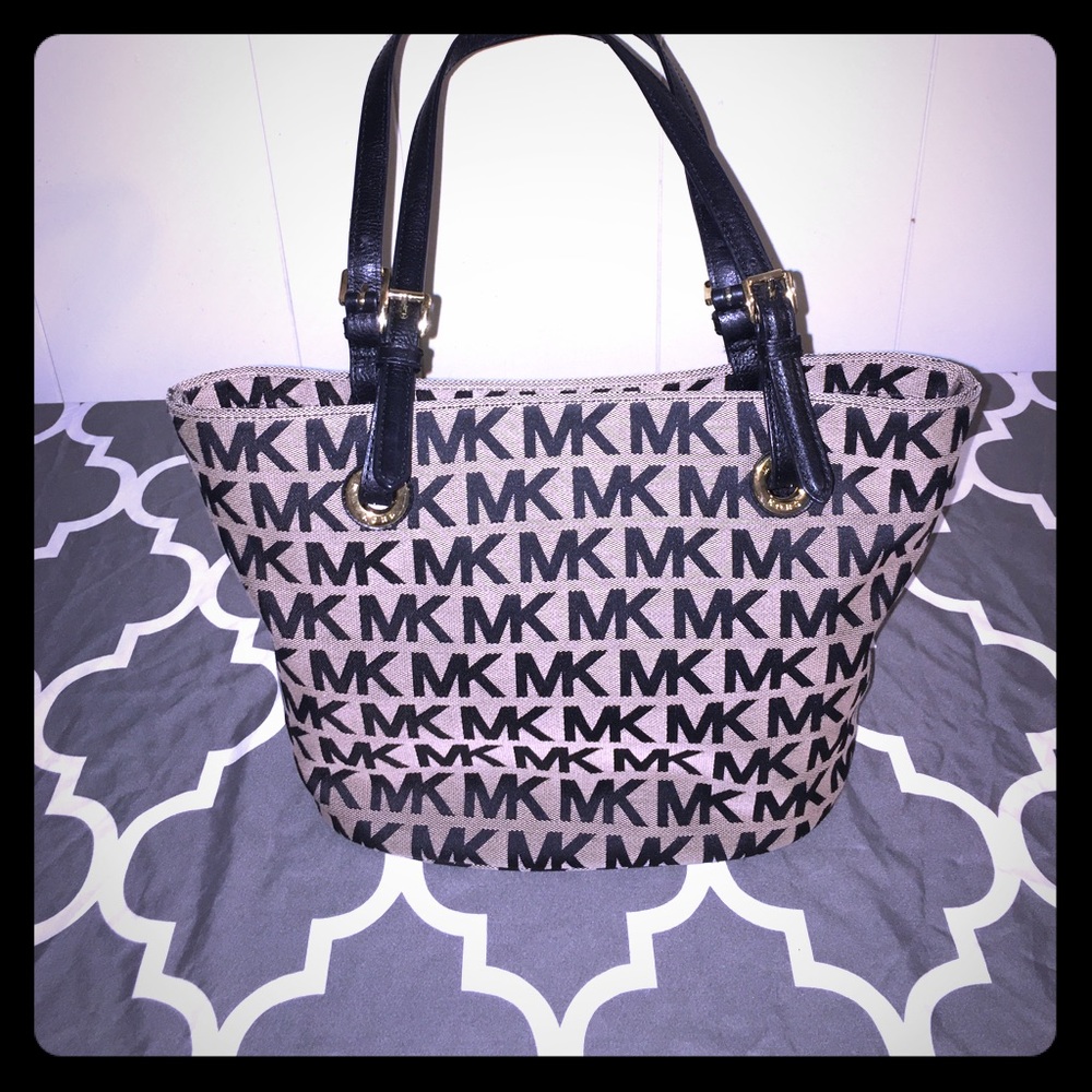 ⚡️FINAL PRICE⚡️AUTHENTIC Michael Kors Tote