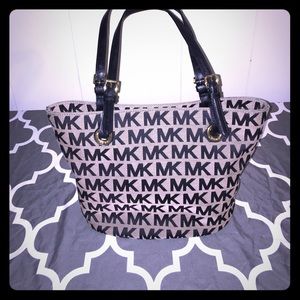 ⚡️FINAL PRICE⚡️AUTHENTIC Michael Kors Tote