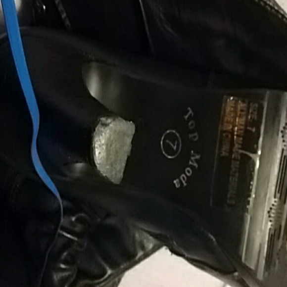 Boots - Picture 5 of 6