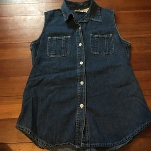 Adorable denim button up top