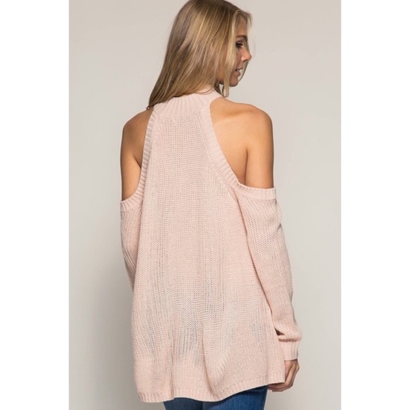 1 LEFT!! Mandy Cut Out Shoulder Sweater - Picture 3 of 3