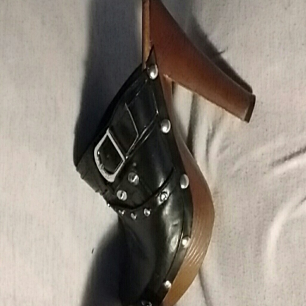 Boots/Clogs - Picture 5 of 5