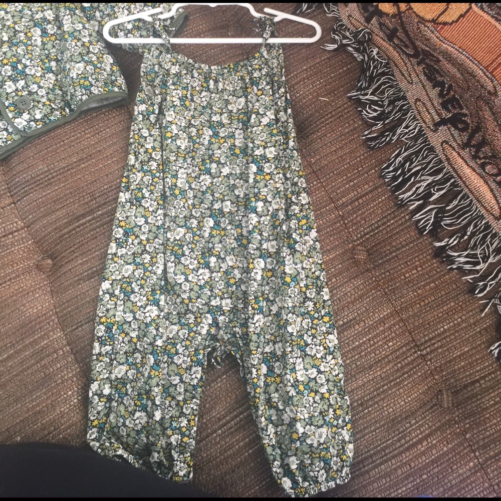 Gap jumper 6-12 months
