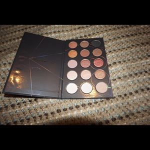 Zoeva Eyeshadow Palette