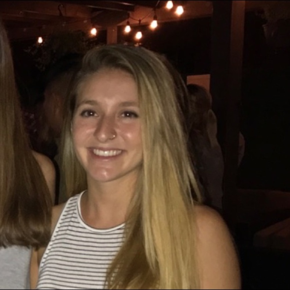 Meet your Posher, Michaela
