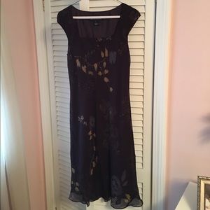 Jones New York sleeveless dress.