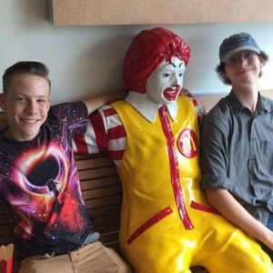 Meet your Posher, Brandon