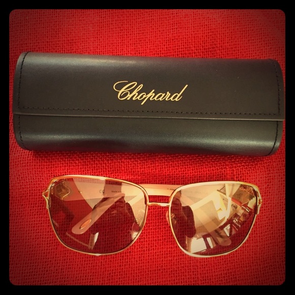 🌿 Chopard SCHA01S Sunglasses - Picture 1 of 4