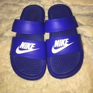 Nike slides