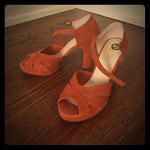Unworn Seychelles platform shoes