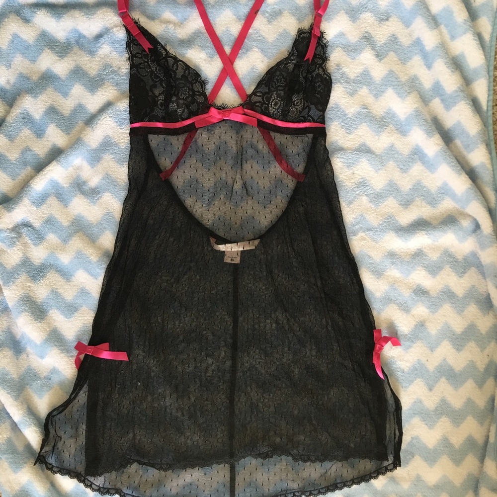 Black and pink point d'espirit babydoll