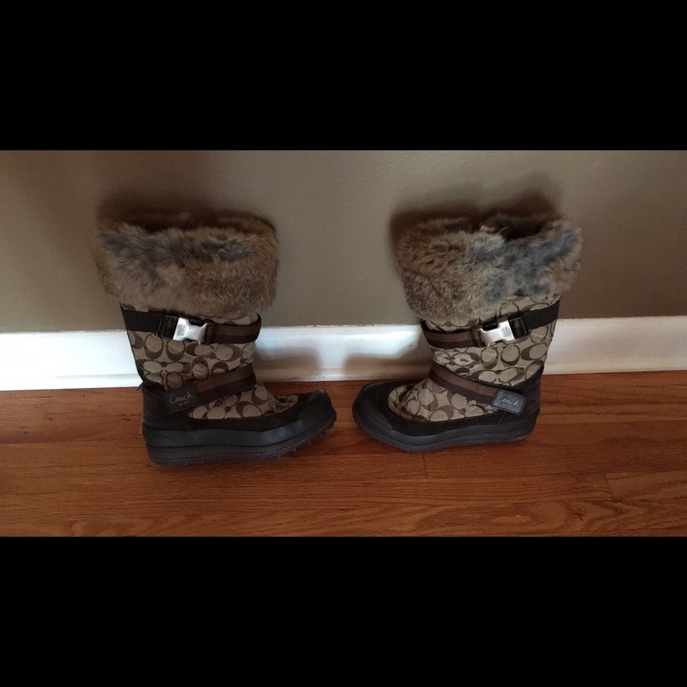 Size 5.5 Coach snow boots