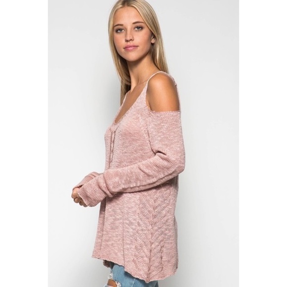 1 left!! LARKSPUR Cold Shoulder Sweater - Picture 3 of 4