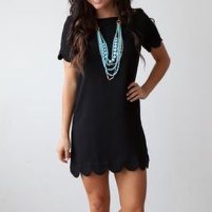 Mittoshop "It Girl" Scalloped LBD