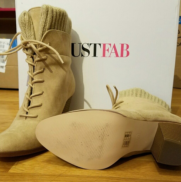 Boots with sweater cuffs - Picture 2 of 3