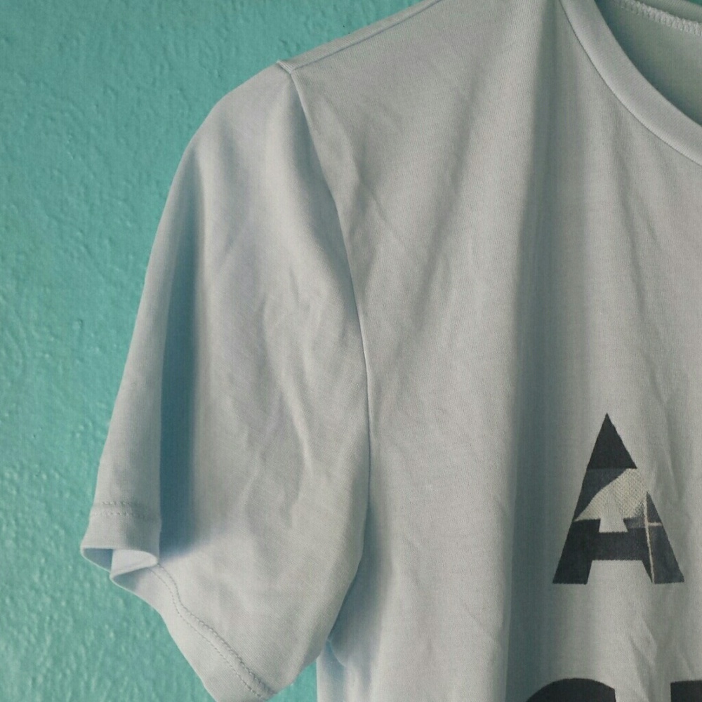 Abercrombie & Fitch Short Sleeve Tee Shirt Small - Picture 4 of 8