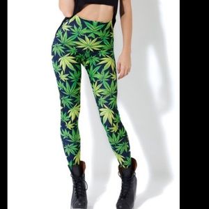 Plus Size Marijuana Weed Print Leggings 