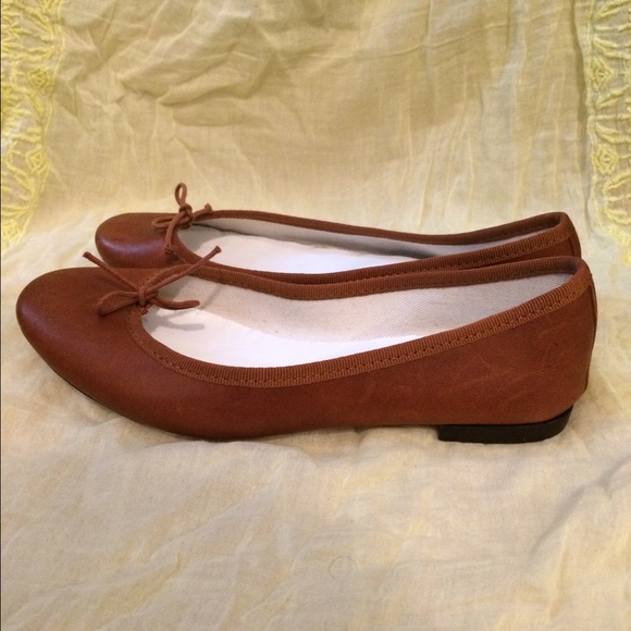 audrey hepburn ballet flats