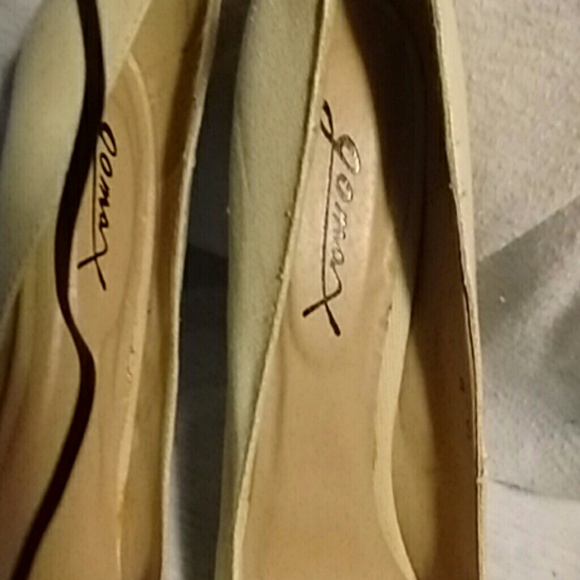 High heels - Picture 2 of 4