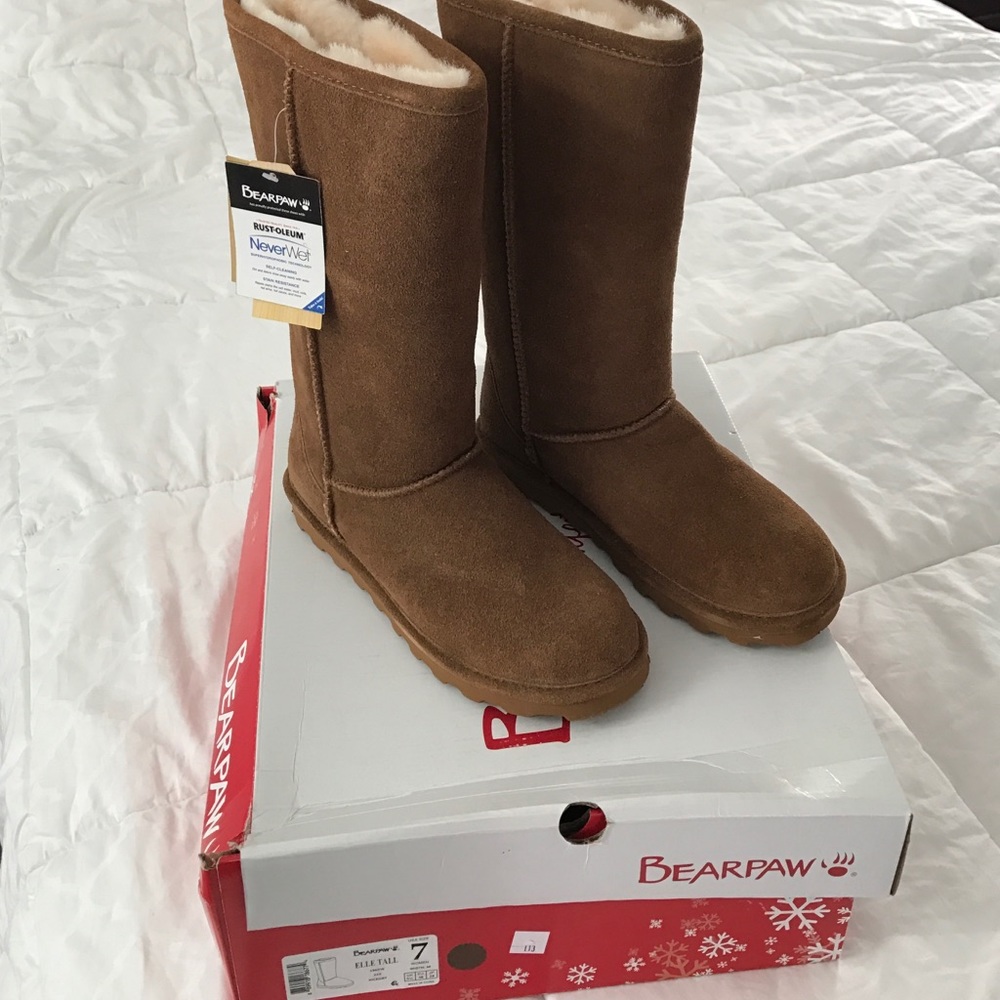 Bearpaw tall boots