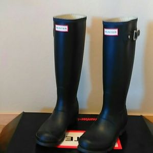 Authentic tall navy blue Hunter boots
