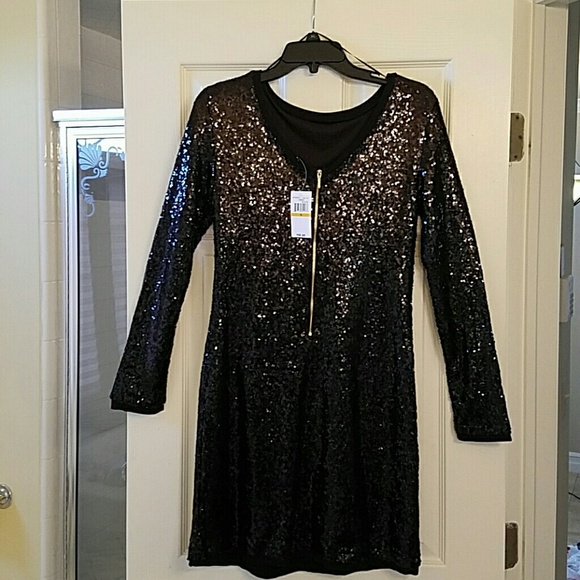 Black Sequin dress - Picture 2 of 3