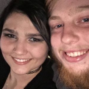 Meet your Posher, Thora