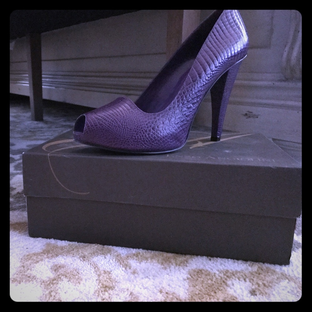 Enzo Angiolino Purple Peep toe heels