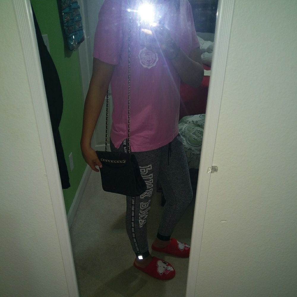 Additional Tory Burch pics