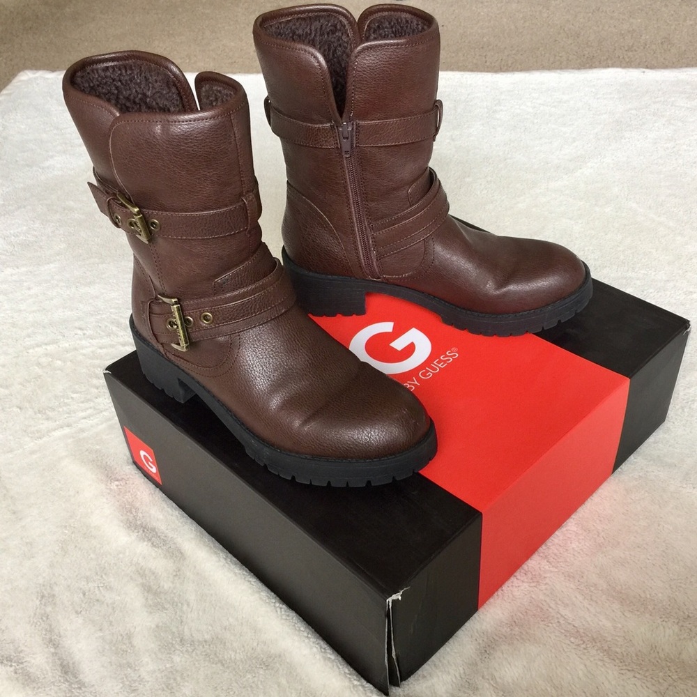 Guess brown boots