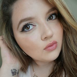 Meet your Posher, Brittney