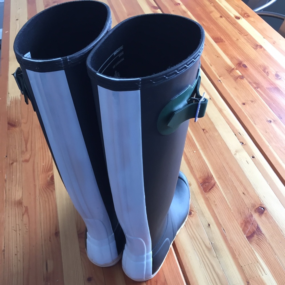 Hunter boots size 9