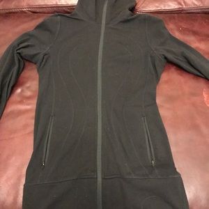Lululemon Sporty Jacket Size 4
