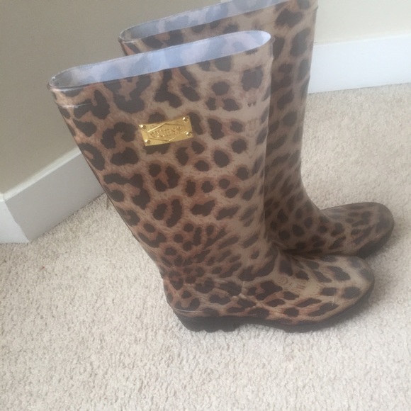 Rain boots guess - Picture 1 of 1