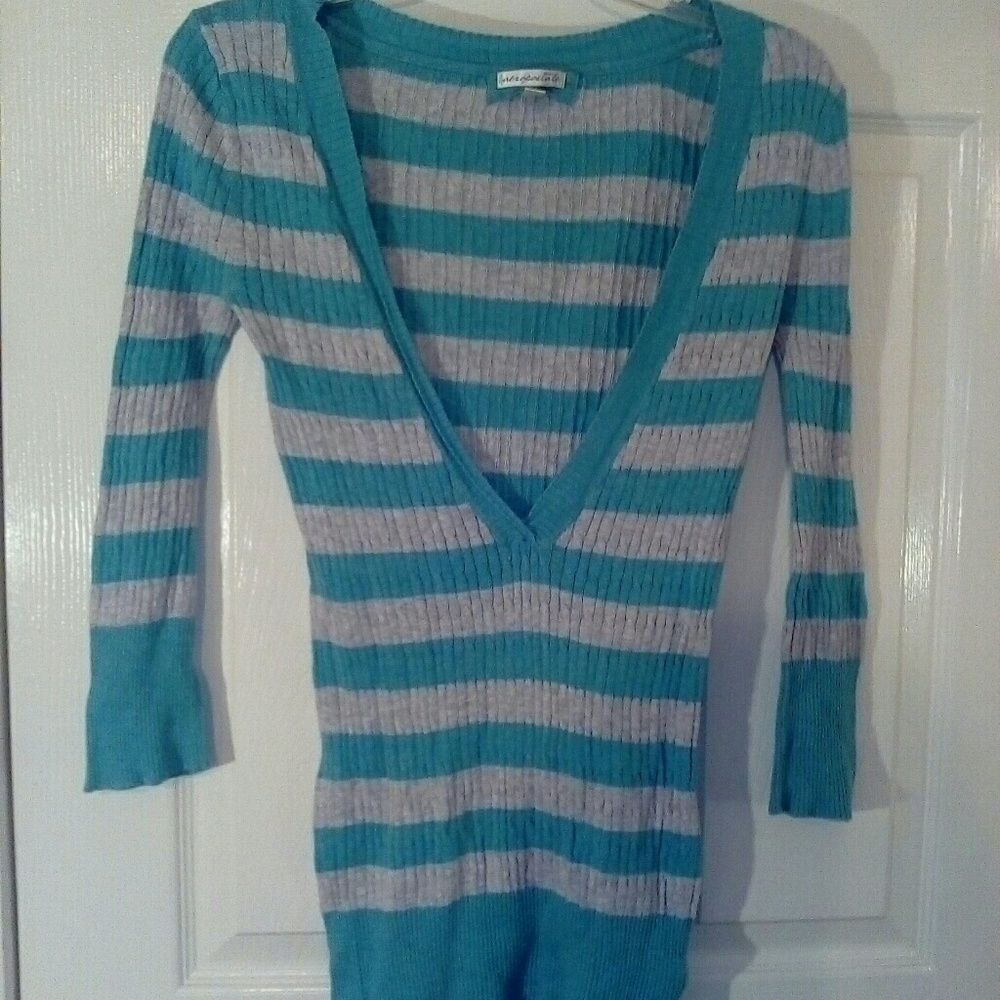 Aeropostale Half Sleeve Pullover Top
