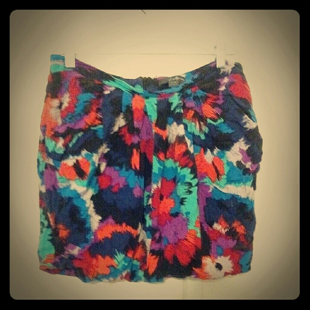 Forever 21 Festive Abstract Skirt