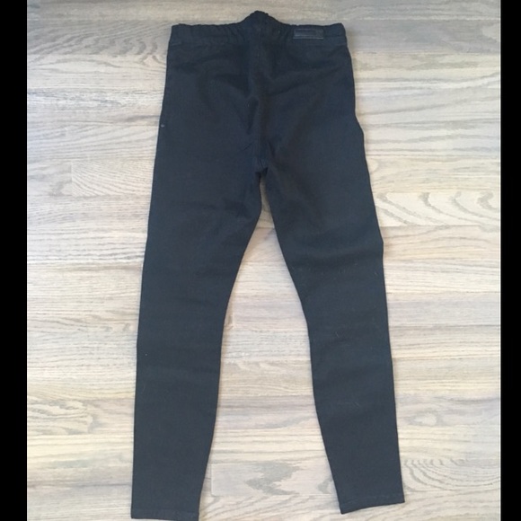 Joe's Black Skinny Jeggings - Picture 4 of 4