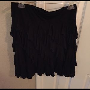 Black Ruffled Short Skirt
