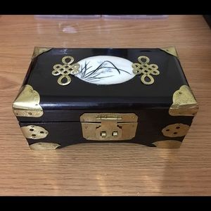 Chinese traditional wooden jewelry box