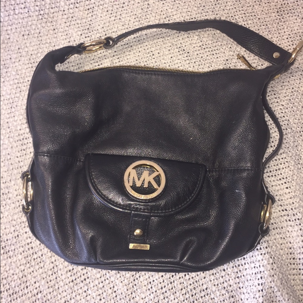 MICHAEL KORS Perfect Shoulder Bag price negotiable