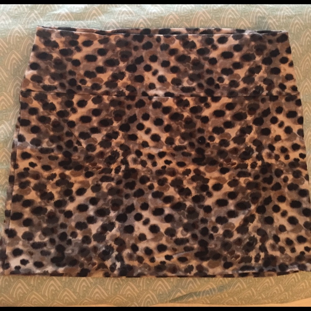 Leopard fabric mini skirt
