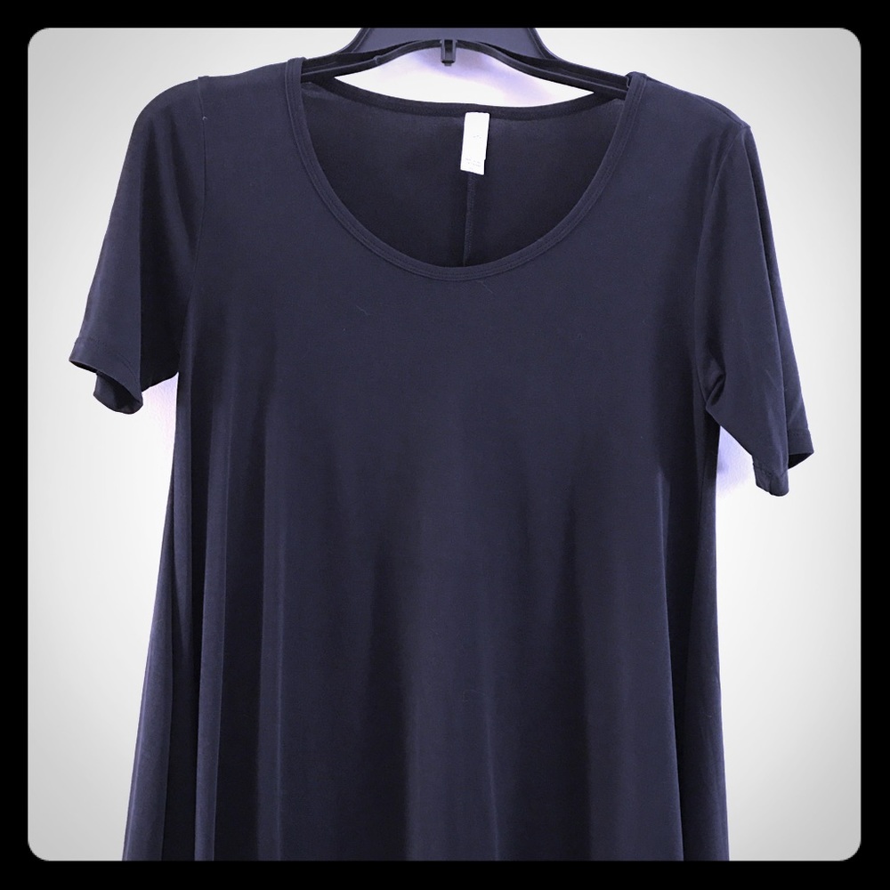 LuLaRoe Perfect T - hard to find black!!