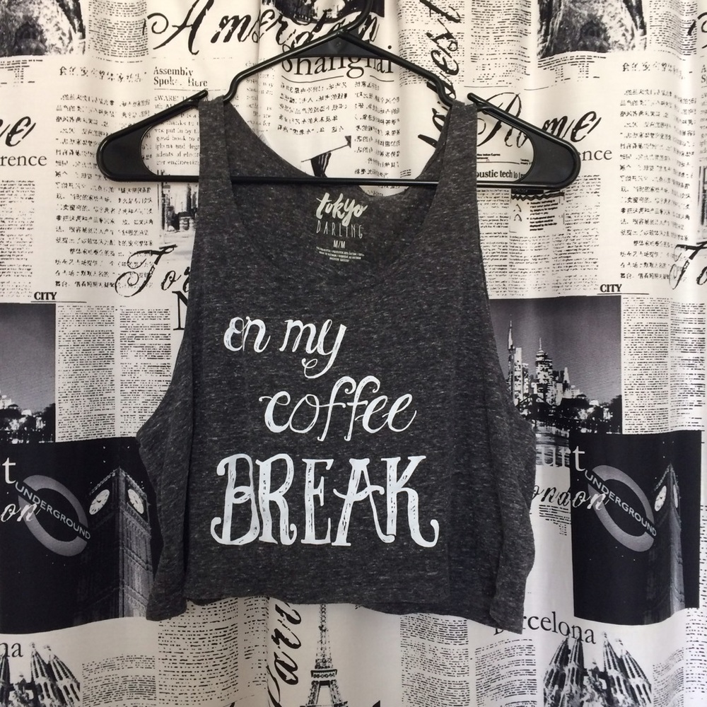 Grey graphic tee crop tank