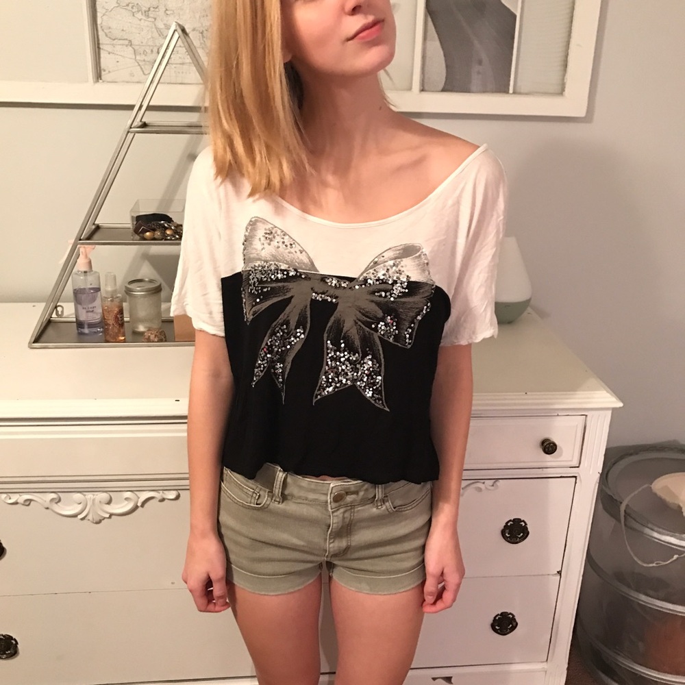 Flowy Off the Shoulder Bow T Shirt