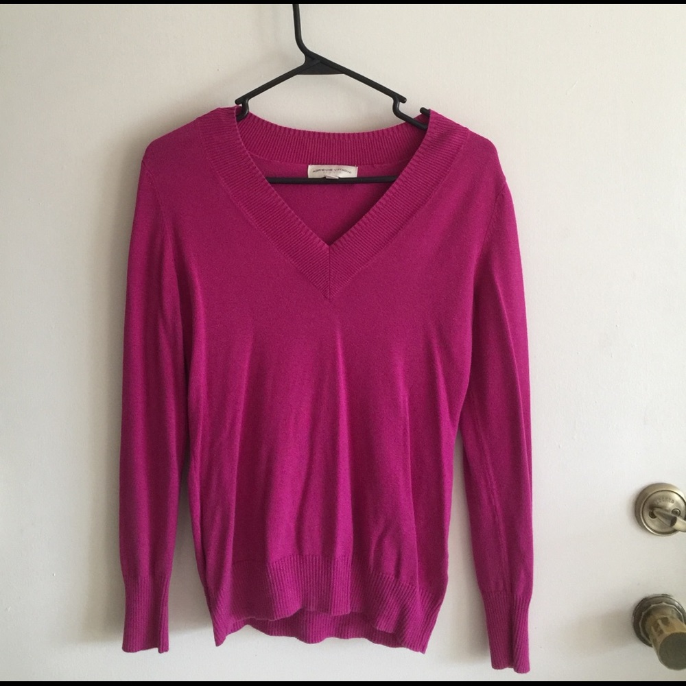 V neck fuchsia sweater