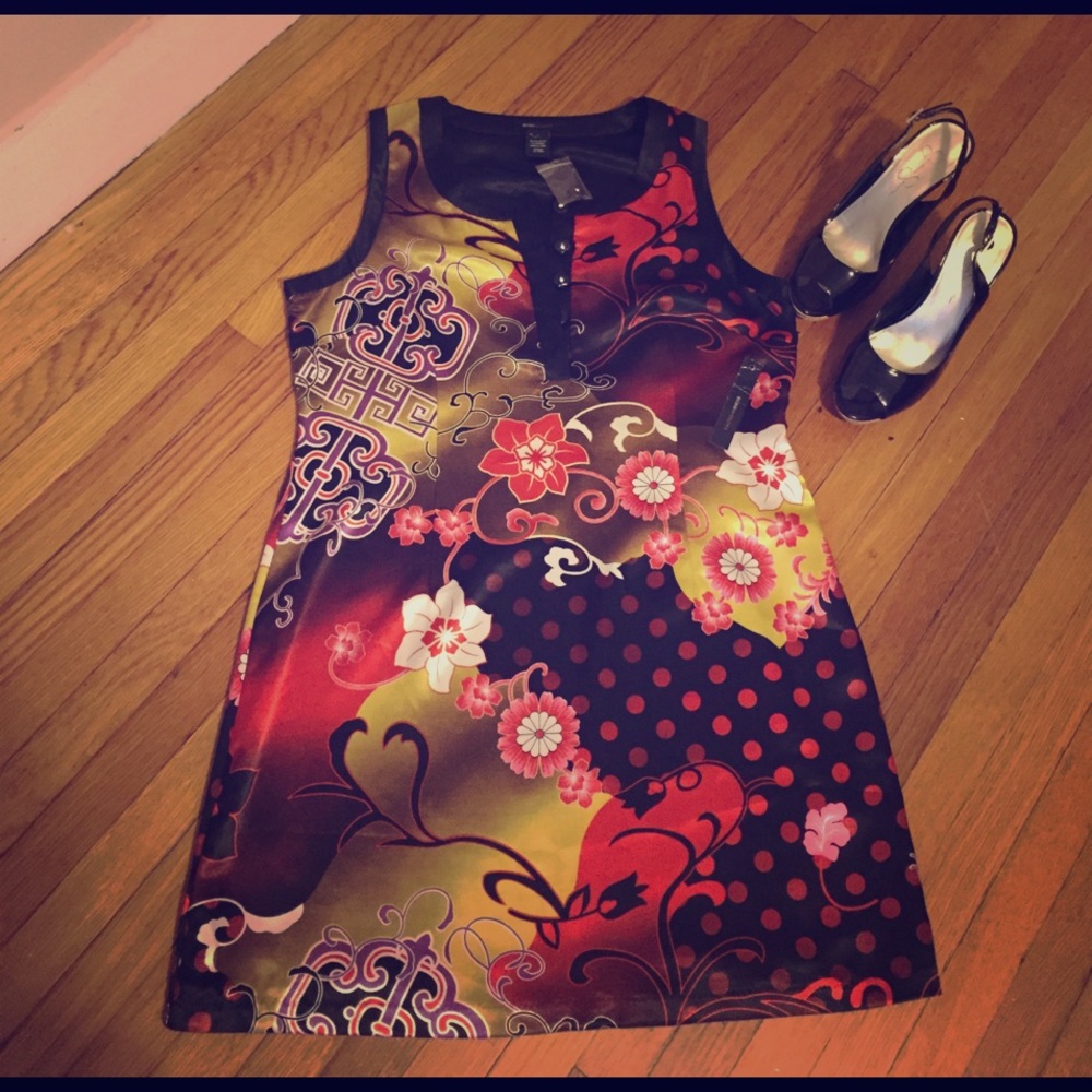 ❤️BCBG MAXAZRIA, L -NWT