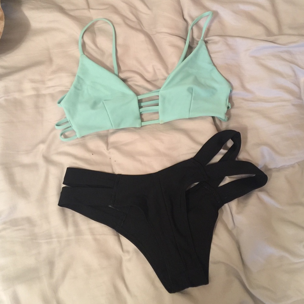 montce swim! Bikini top and bottom !